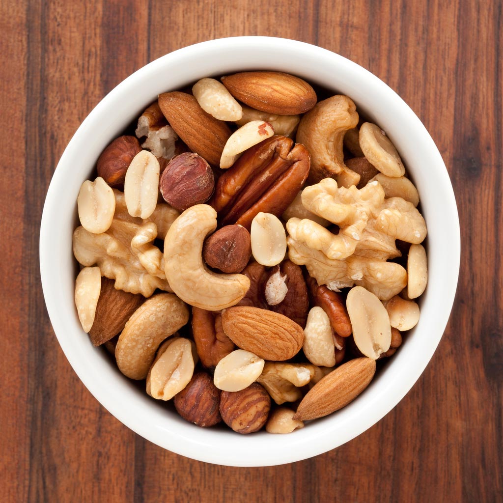 healthy snack idea: bowl of mixed nuts