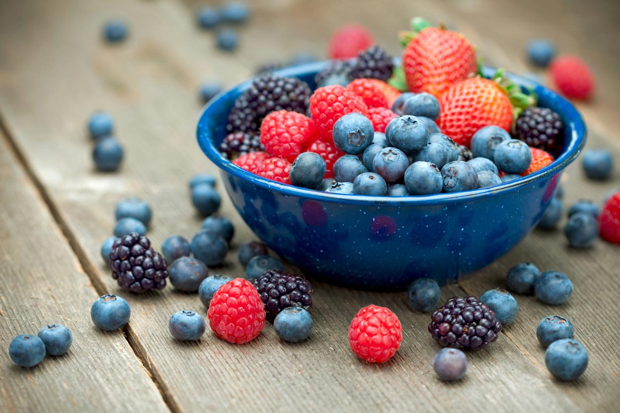 healthy snack idea: mixed organic berries